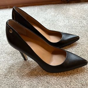 Calvin Klein Brady Pumps 7M